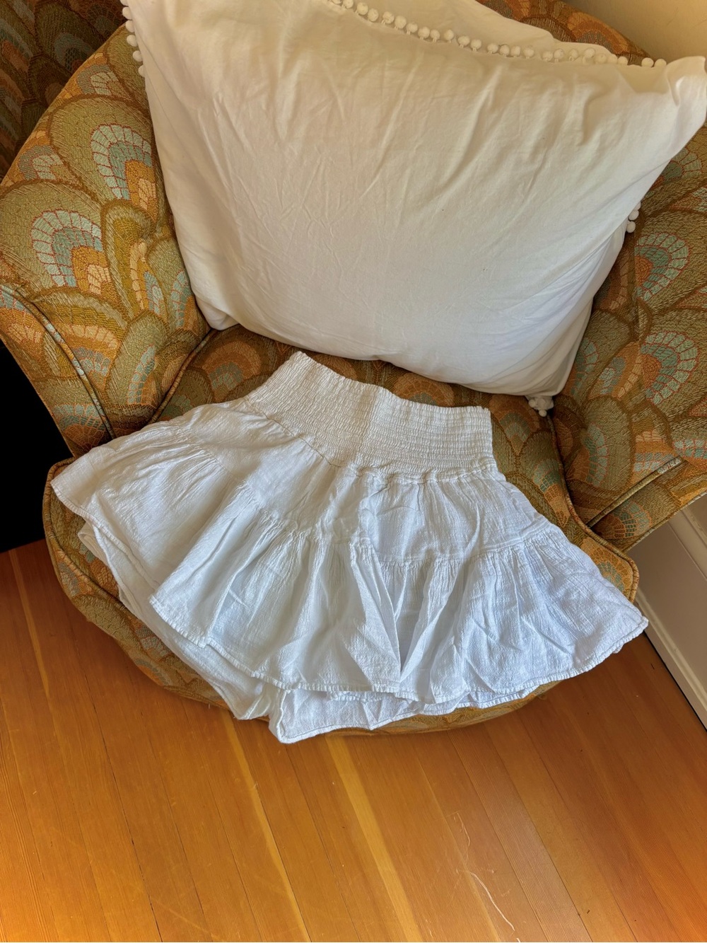 White Tiered Smocked Waist Mini Skort
